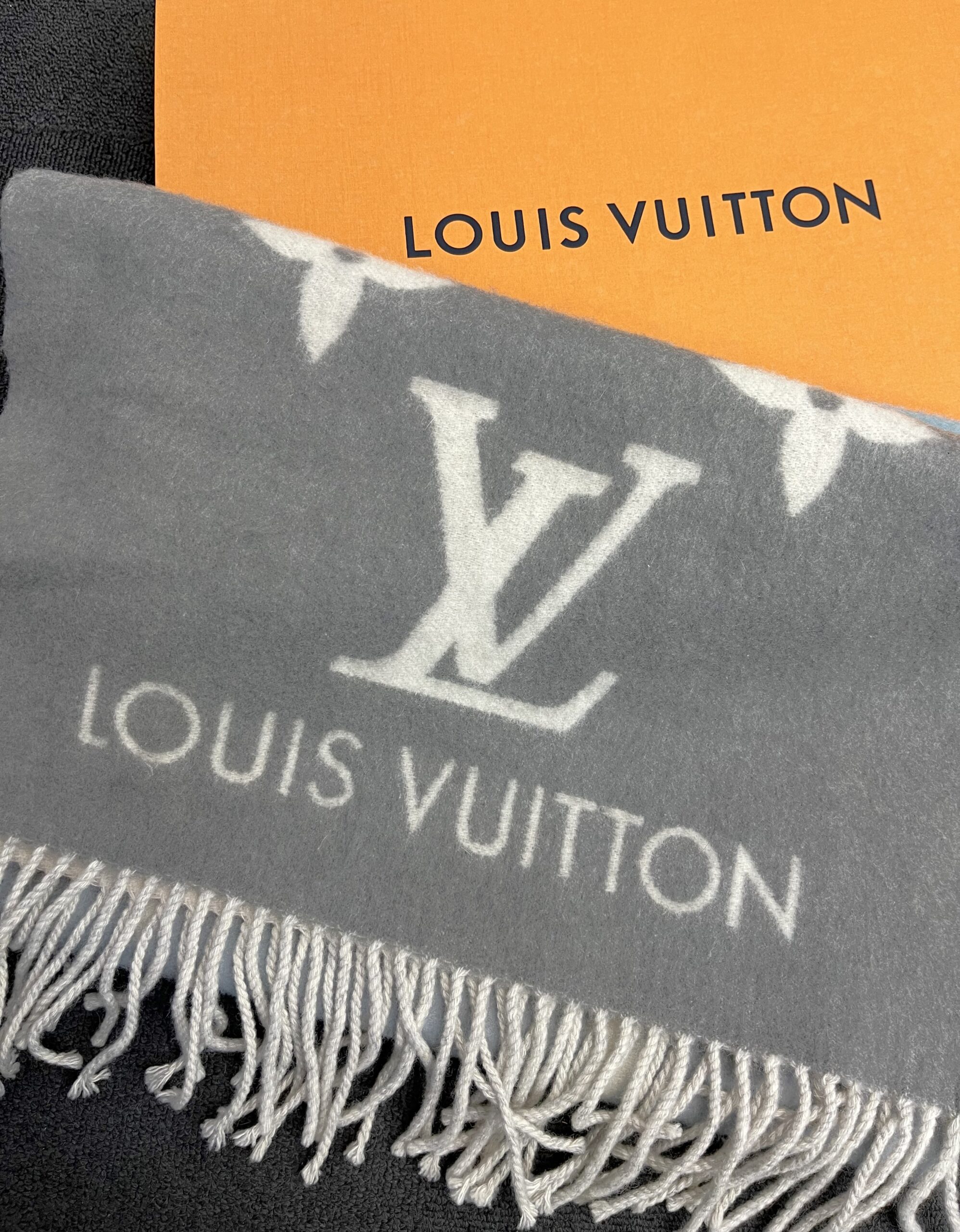 Louis Vuitton（ルイヴィトン）マフラー『レイキャビック ...