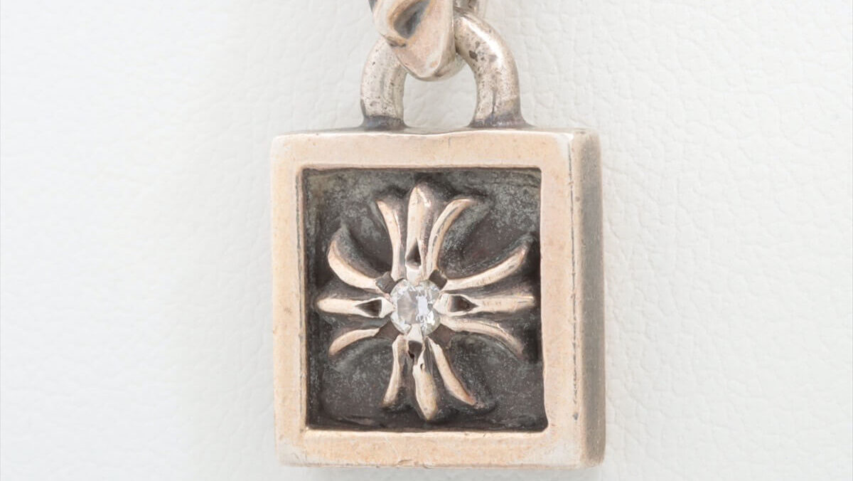 クロムハーツがまた値上げ！？2025年最新価格とお得に購入するコツを解説 | 買取大吉