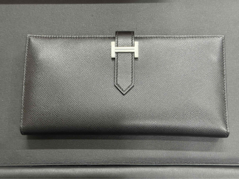 【2025最新】エルメスベアンの定価一覧｜人気カラーや素材も解説