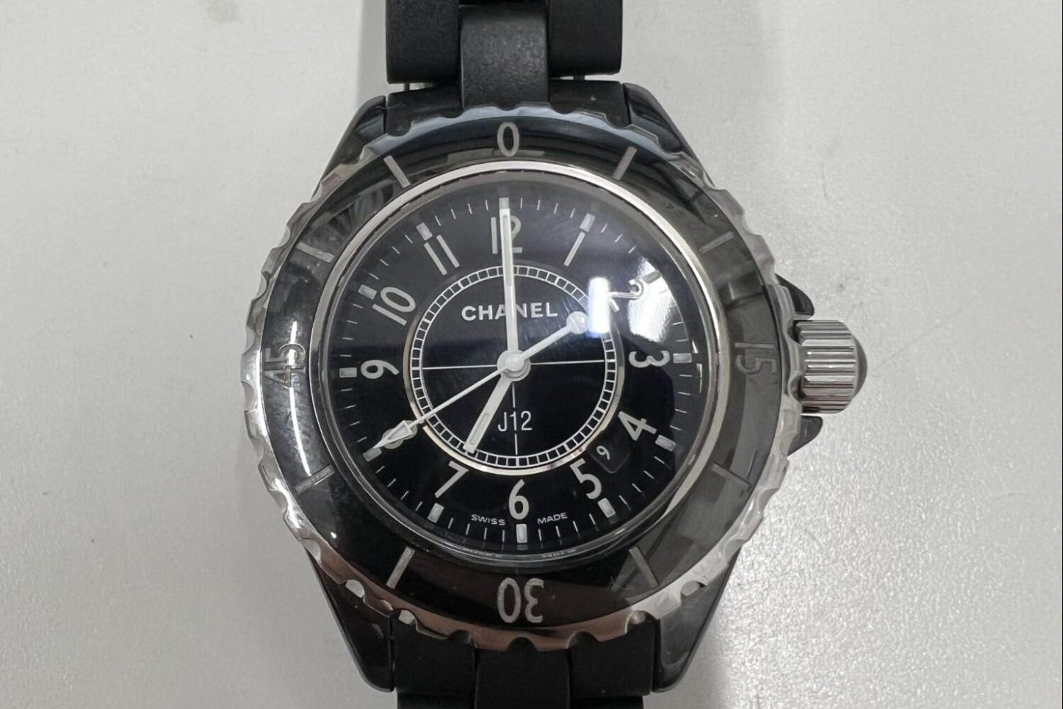 シャネル j12 買取相場