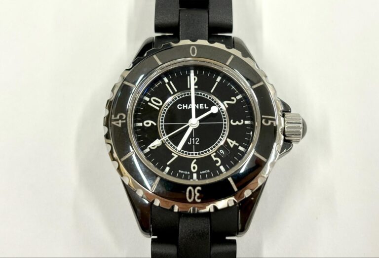 CHANEL J12　ブラック　セラミック