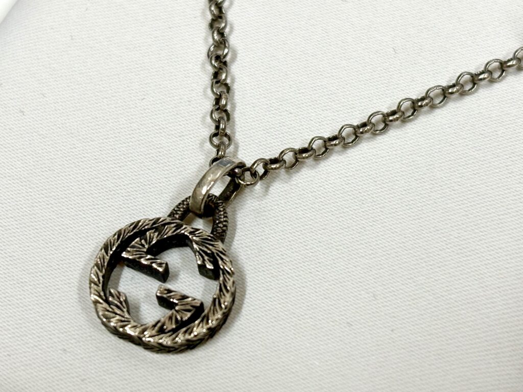 Dior ネックレス 偽物 見分け方