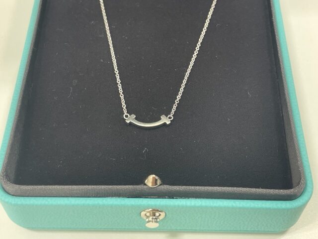 ティファニースマイル ダサい