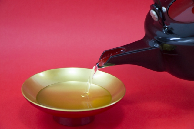 金杯 メッキ 値段