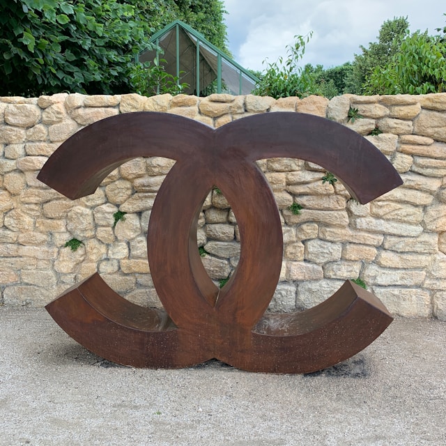 シャネル ピアス 偽物 見分け方