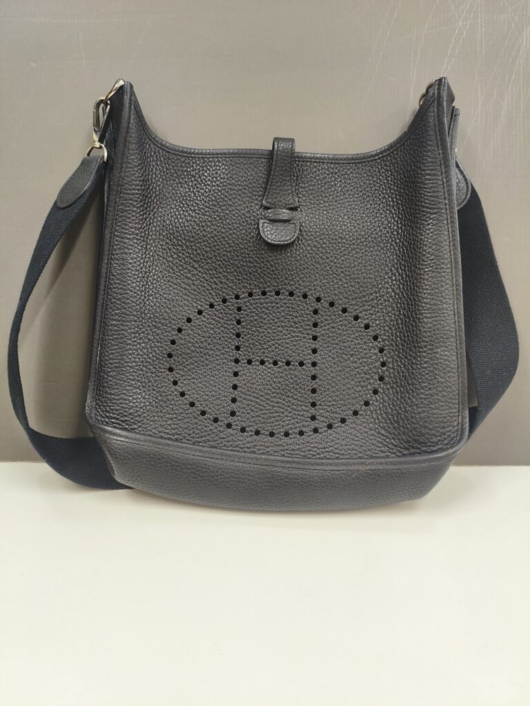 HERMÈS Evelyne
