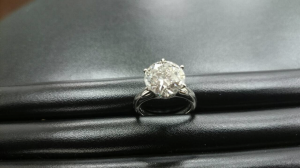 買取大吉逗子店逗子葉山鎌倉大船湘南横浜　プラチナ　ダイヤモンド　　５CT